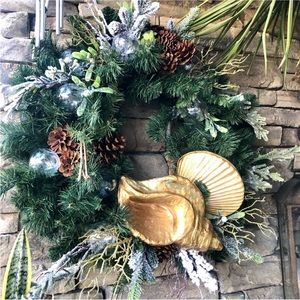 New! 🎄Large Coastal Beach Gold Seashell Christmas Wreath